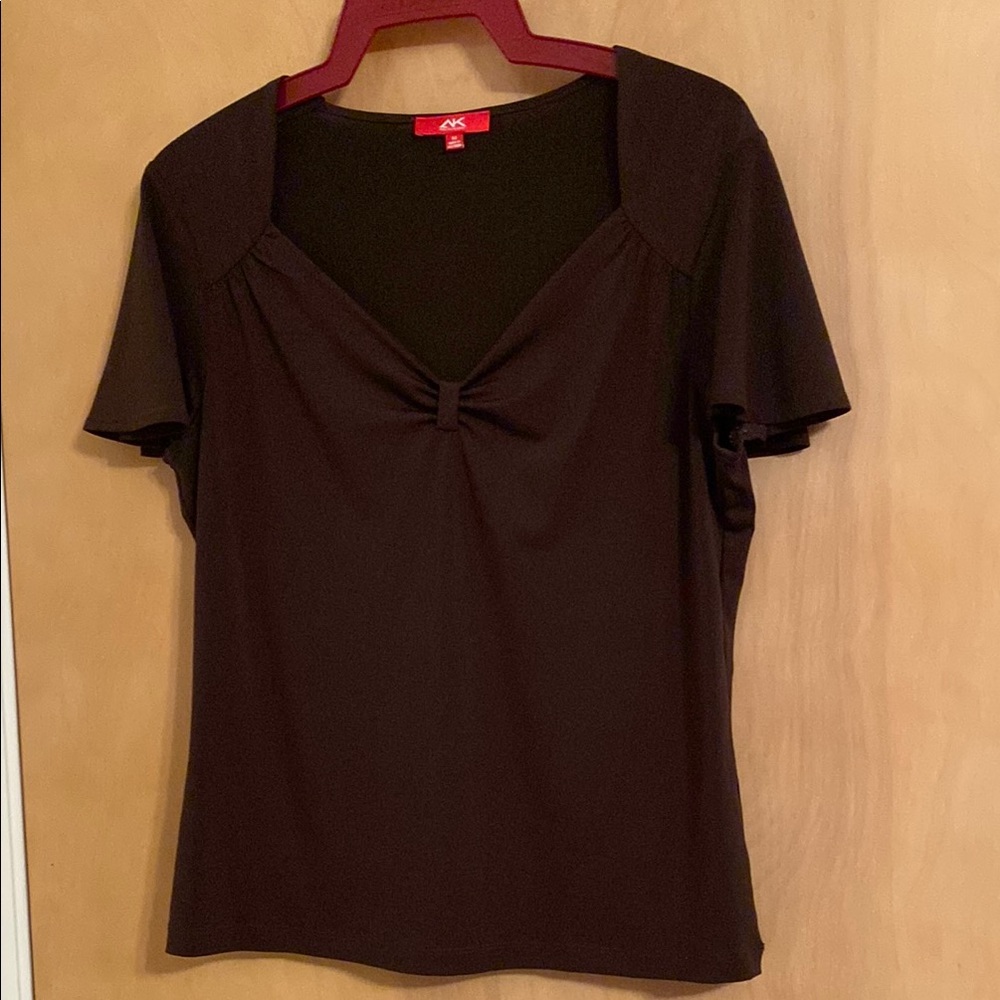 Anne Klein Brown stylish top - Size Med
Nice cond.